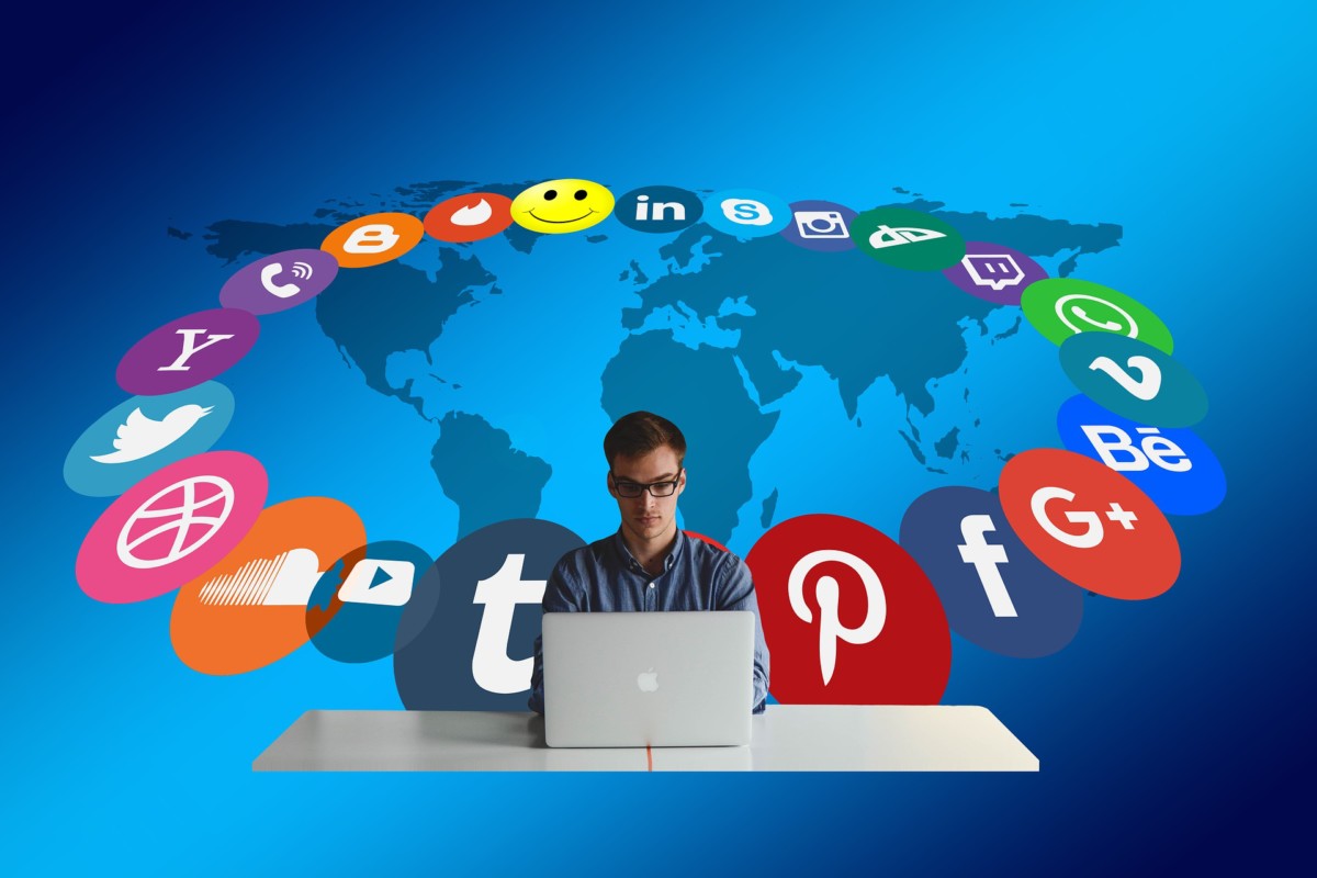 Want to improve your writer brand on social media but don't know where to start? This guide on social media for writers is just what you need.